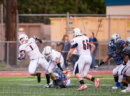 Thumbnail 1 in Eastside Catholic vs. Liberty photogallery.