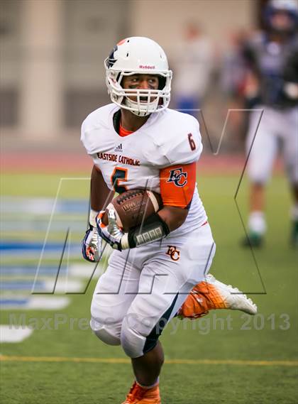 Thumbnail 1 in Eastside Catholic vs. Liberty photogallery.