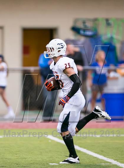 Thumbnail 1 in Eastside Catholic vs. Liberty photogallery.