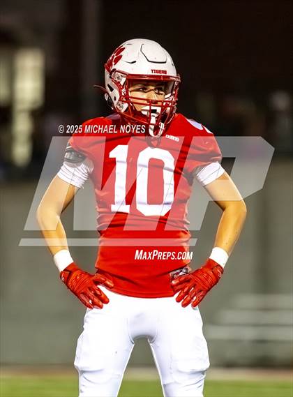Thumbnail 2 in Covington Catholic @ Beechwood photogallery.