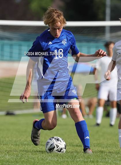 Thumbnail 3 in Sandpoint vs Coeur d'Alene photogallery.