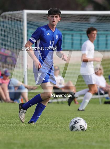 Thumbnail 2 in Sandpoint vs Coeur d'Alene photogallery.