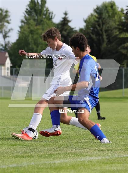 Thumbnail 1 in Sandpoint vs Coeur d'Alene photogallery.