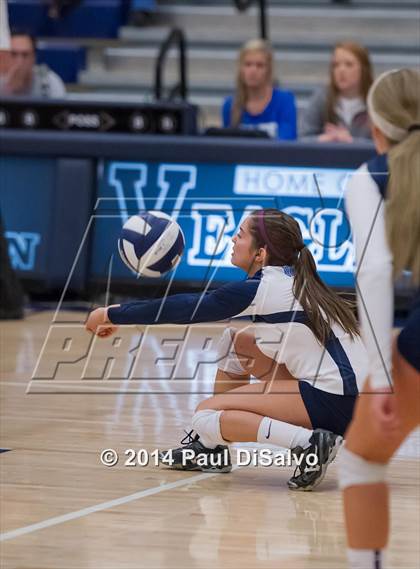 Thumbnail 1 in Montrose @ Valor Christian photogallery.