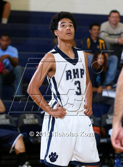 Thumbnail 1 in Reseda vs. Rolling Hills Prep photogallery.