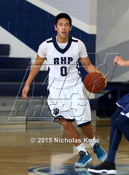 Thumbnail 3 in Reseda vs. Rolling Hills Prep photogallery.
