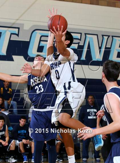 Thumbnail 3 in Reseda vs. Rolling Hills Prep photogallery.