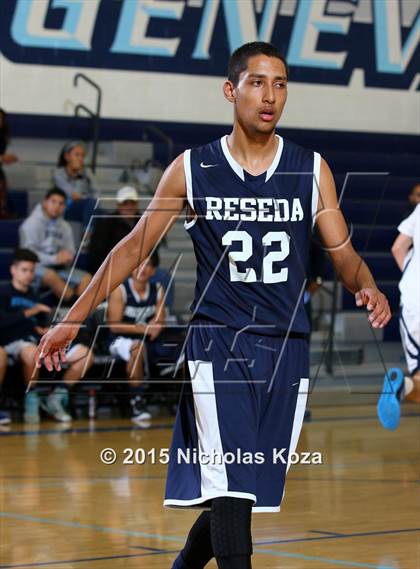 Thumbnail 3 in Reseda vs. Rolling Hills Prep photogallery.