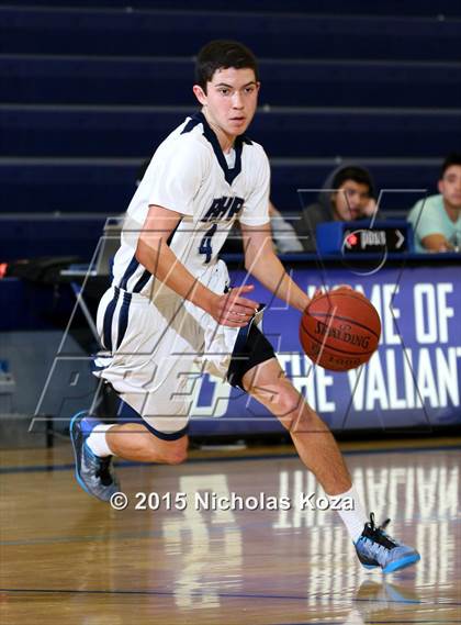 Thumbnail 2 in Reseda vs. Rolling Hills Prep photogallery.