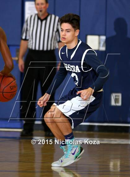 Thumbnail 3 in Reseda vs. Rolling Hills Prep photogallery.