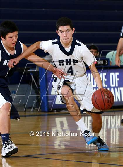 Thumbnail 3 in Reseda vs. Rolling Hills Prep photogallery.