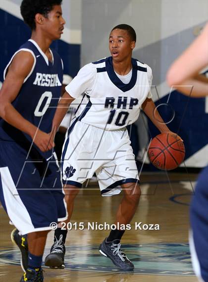 Thumbnail 2 in Reseda vs. Rolling Hills Prep photogallery.