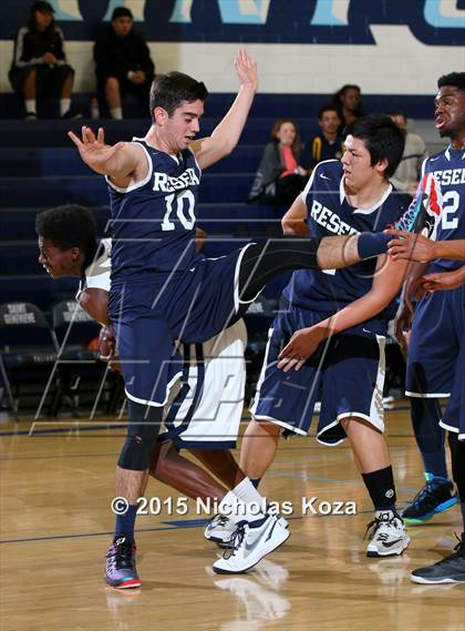 Thumbnail 2 in Reseda vs. Rolling Hills Prep photogallery.