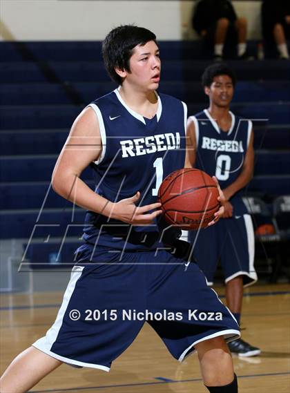 Thumbnail 1 in Reseda vs. Rolling Hills Prep photogallery.