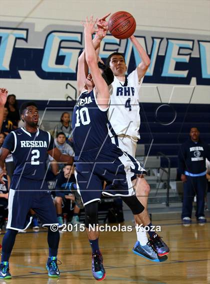 Thumbnail 3 in Reseda vs. Rolling Hills Prep photogallery.