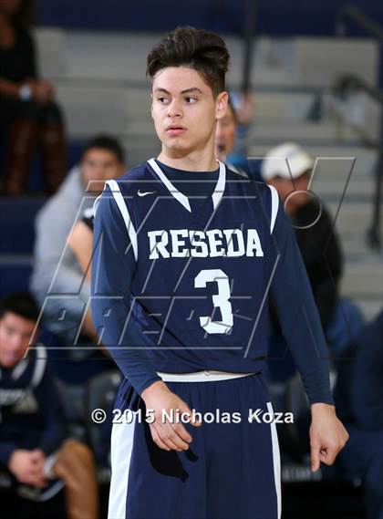 Thumbnail 2 in Reseda vs. Rolling Hills Prep photogallery.