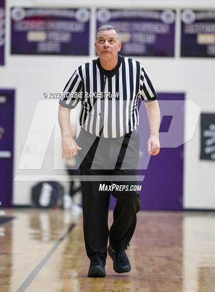 Thumbnail 1 in Kaufman vs. Brownsboro (UIL 4A Bi-District) photogallery.