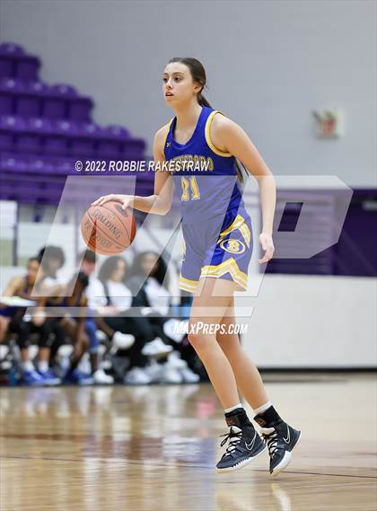 Thumbnail 3 in Kaufman vs. Brownsboro (UIL 4A Bi-District) photogallery.