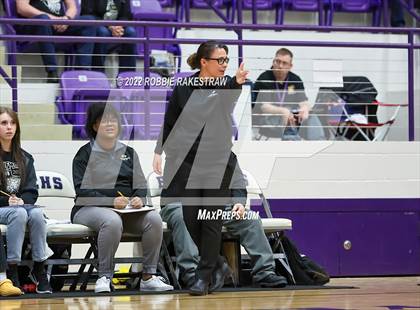 Thumbnail 2 in Kaufman vs. Brownsboro (UIL 4A Bi-District) photogallery.