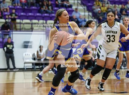 Thumbnail 1 in Kaufman vs. Brownsboro (UIL 4A Bi-District) photogallery.