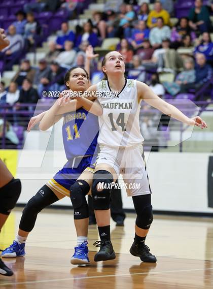 Thumbnail 1 in Kaufman vs. Brownsboro (UIL 4A Bi-District) photogallery.