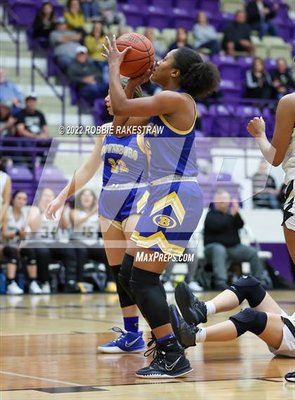 Thumbnail 2 in Kaufman vs. Brownsboro (UIL 4A Bi-District) photogallery.