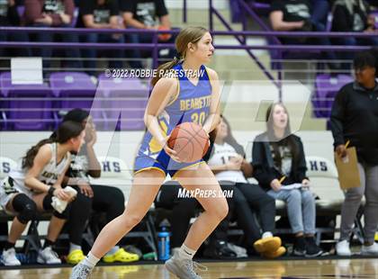 Thumbnail 2 in Kaufman vs. Brownsboro (UIL 4A Bi-District) photogallery.