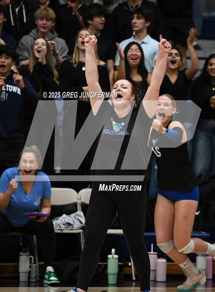 Thumbnail 2 in Branson vs. Marin Catholic (CIF NCS Open Final) photogallery.