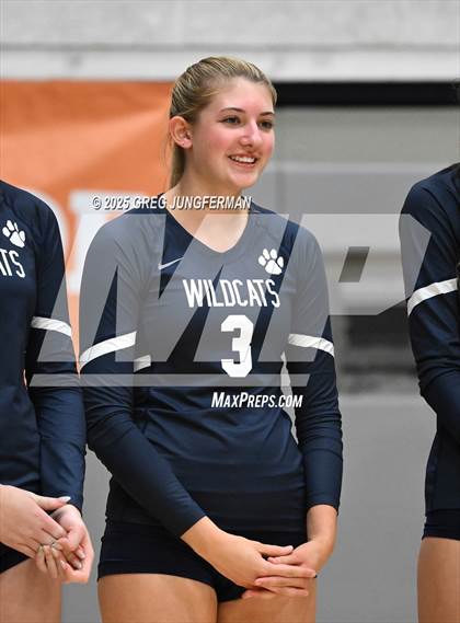 Thumbnail 2 in Branson vs. Marin Catholic (CIF NCS Open Final) photogallery.