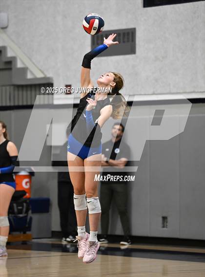 Thumbnail 3 in Branson vs. Marin Catholic (CIF NCS Open Final) photogallery.