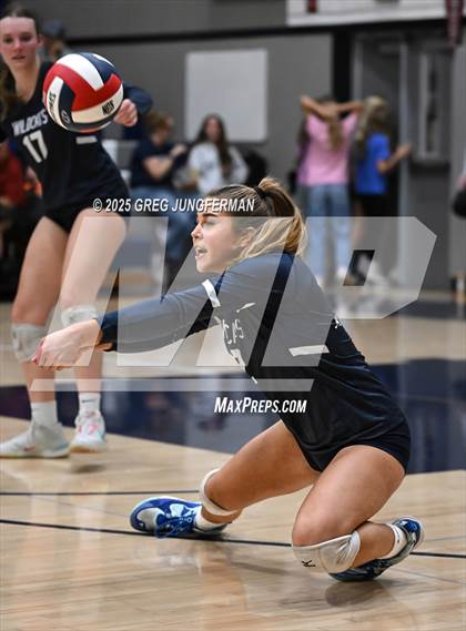 Thumbnail 1 in Branson vs. Marin Catholic (CIF NCS Open Final) photogallery.
