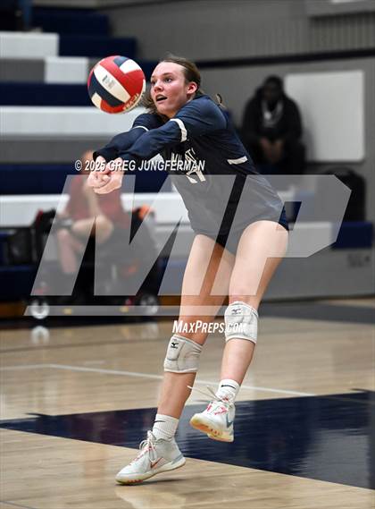 Thumbnail 2 in Branson vs. Marin Catholic (CIF NCS Open Final) photogallery.