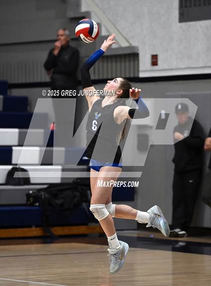 Thumbnail 2 in Branson vs. Marin Catholic (CIF NCS Open Final) photogallery.