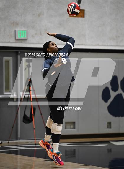 Thumbnail 3 in Branson vs. Marin Catholic (CIF NCS Open Final) photogallery.