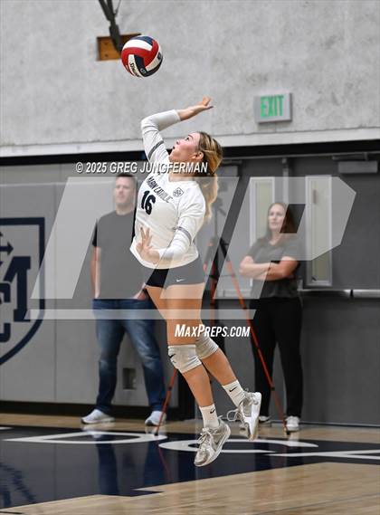 Thumbnail 2 in Branson vs. Marin Catholic (CIF NCS Open Final) photogallery.