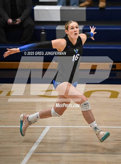 Thumbnail 3 in Branson vs. Marin Catholic (CIF NCS Open Final) photogallery.