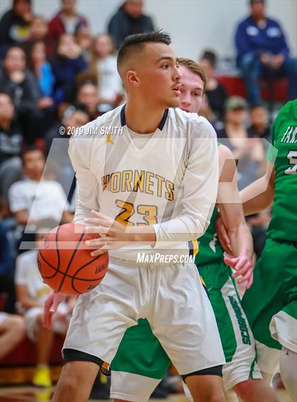 Thumbnail 3 in Farmington vs. Highland photogallery.