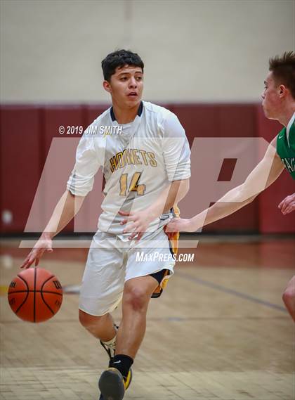 Thumbnail 3 in Farmington vs. Highland photogallery.