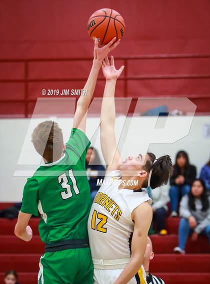 Thumbnail 3 in Farmington vs. Highland photogallery.