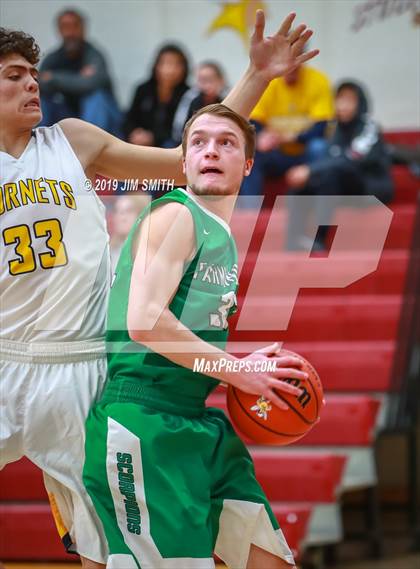 Thumbnail 1 in Farmington vs. Highland photogallery.