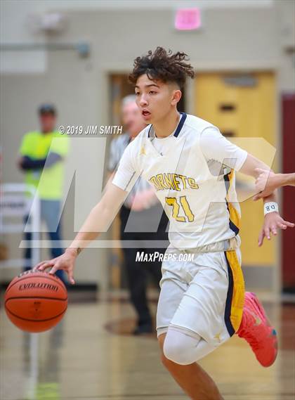 Thumbnail 2 in Farmington vs. Highland photogallery.