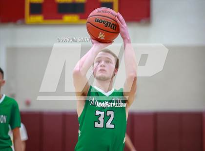 Thumbnail 3 in Farmington vs. Highland photogallery.