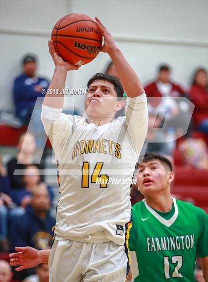 Thumbnail 3 in Farmington vs. Highland photogallery.