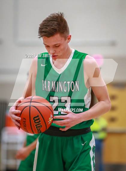 Thumbnail 1 in Farmington vs. Highland photogallery.