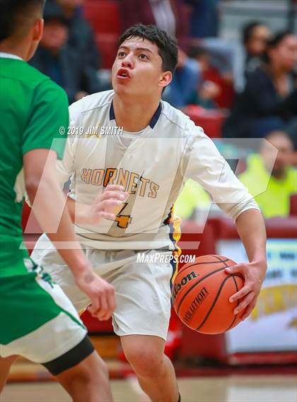 Thumbnail 2 in Farmington vs. Highland photogallery.