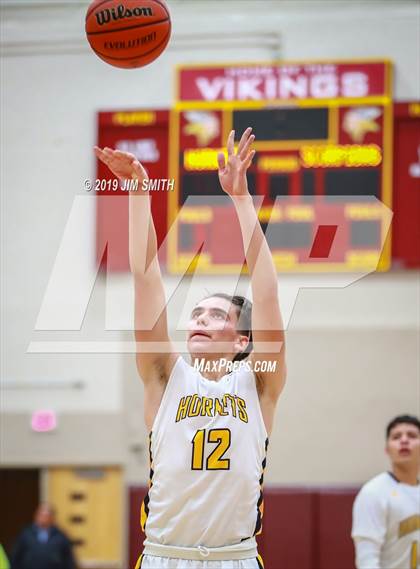 Thumbnail 1 in Farmington vs. Highland photogallery.
