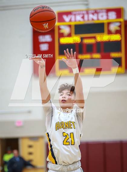 Thumbnail 1 in Farmington vs. Highland photogallery.