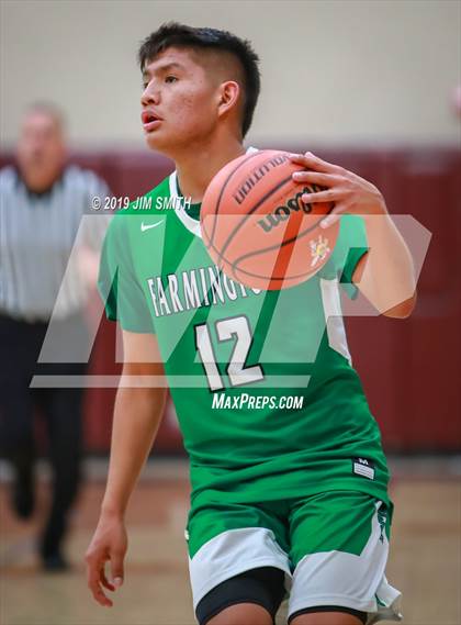 Thumbnail 2 in Farmington vs. Highland photogallery.
