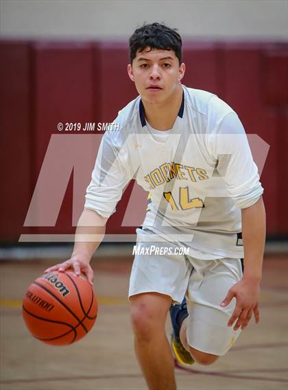 Thumbnail 1 in Farmington vs. Highland photogallery.
