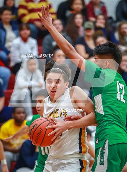 Thumbnail 3 in Farmington vs. Highland photogallery.